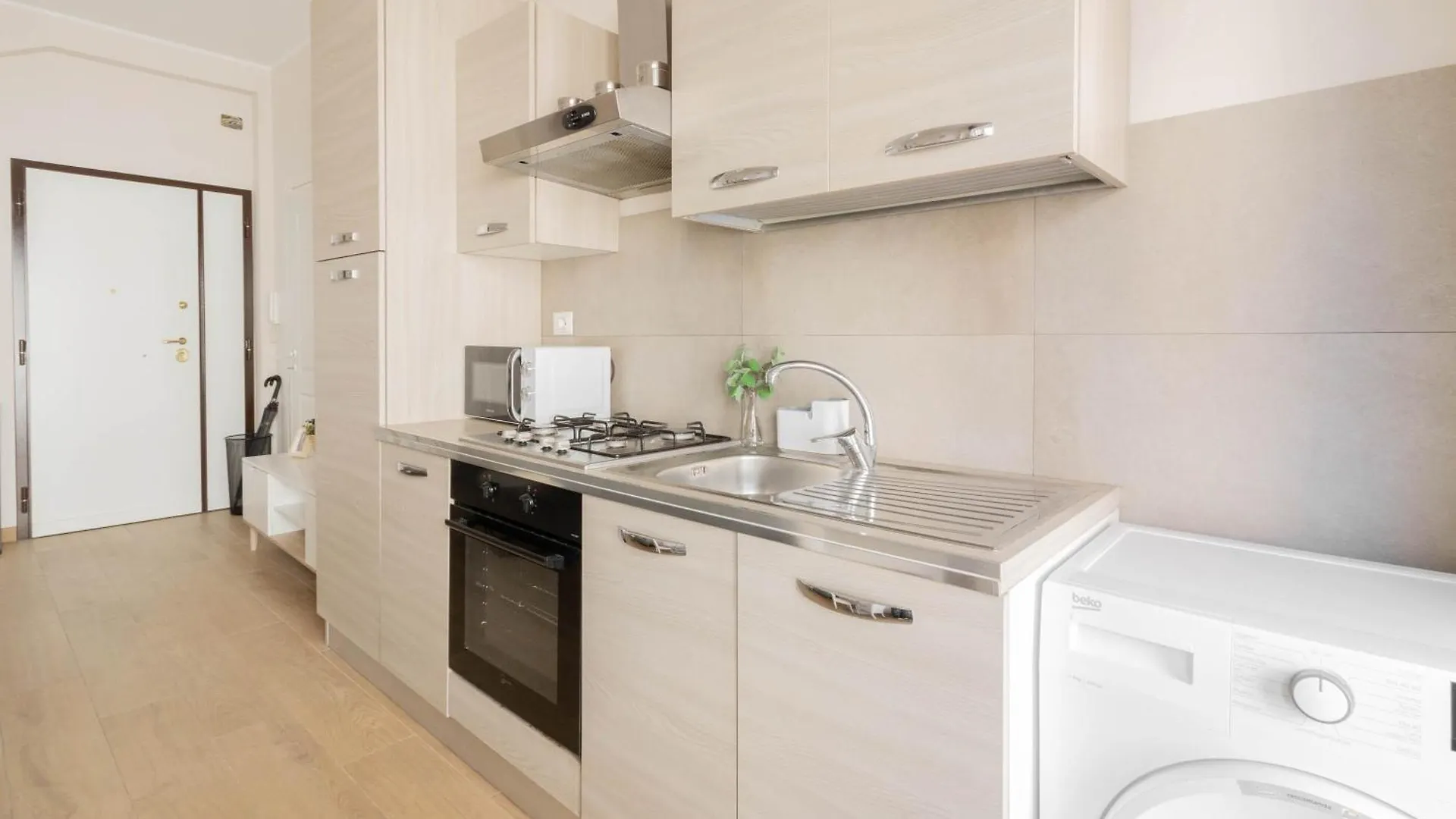 Aeterna Nomentana House Rome Apartment Italy